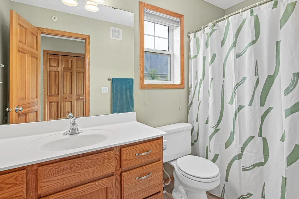 8304 Townsend Drive Eden Prairie, MN 55344