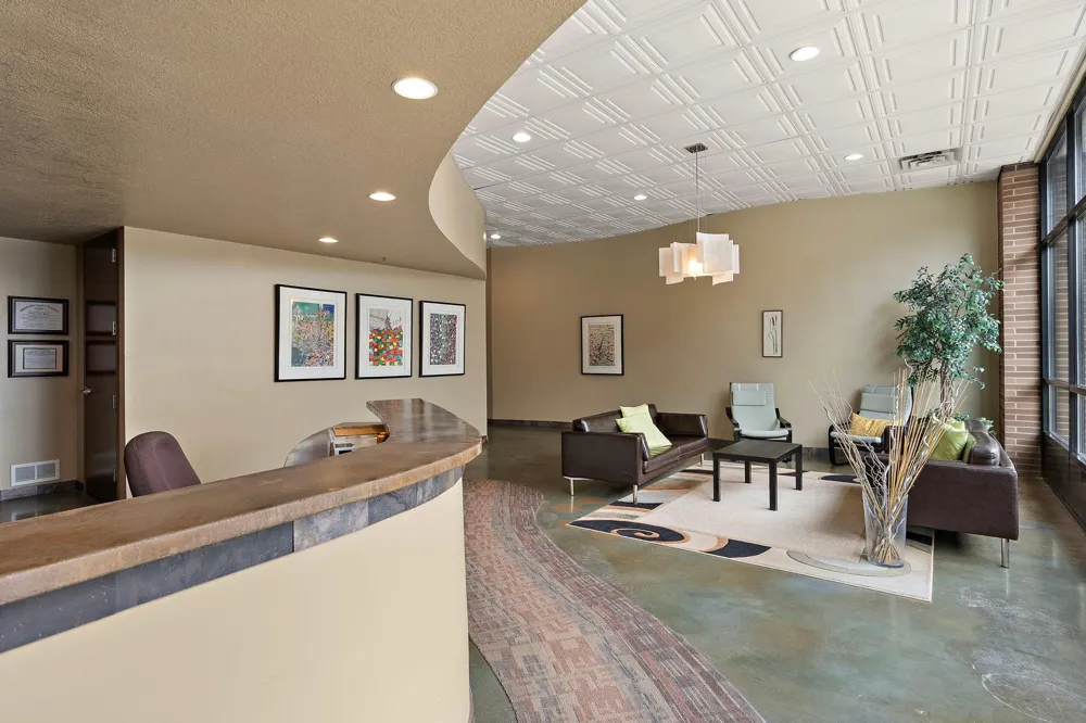4100 Shoreline Drive Spring Park, MN 55384