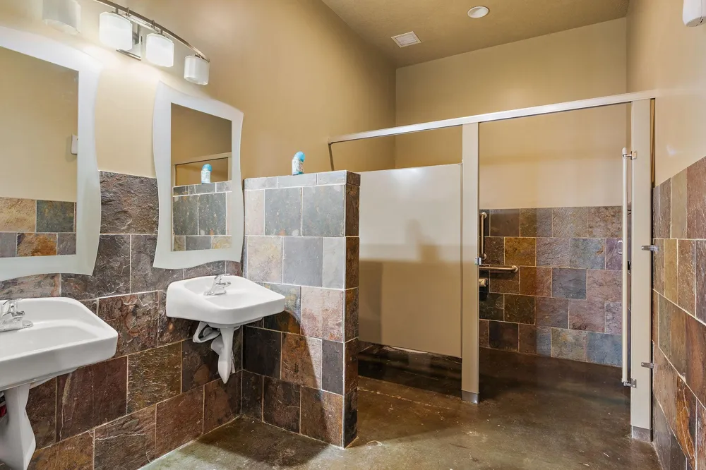 4100 Shoreline Drive Spring Park, MN 55384