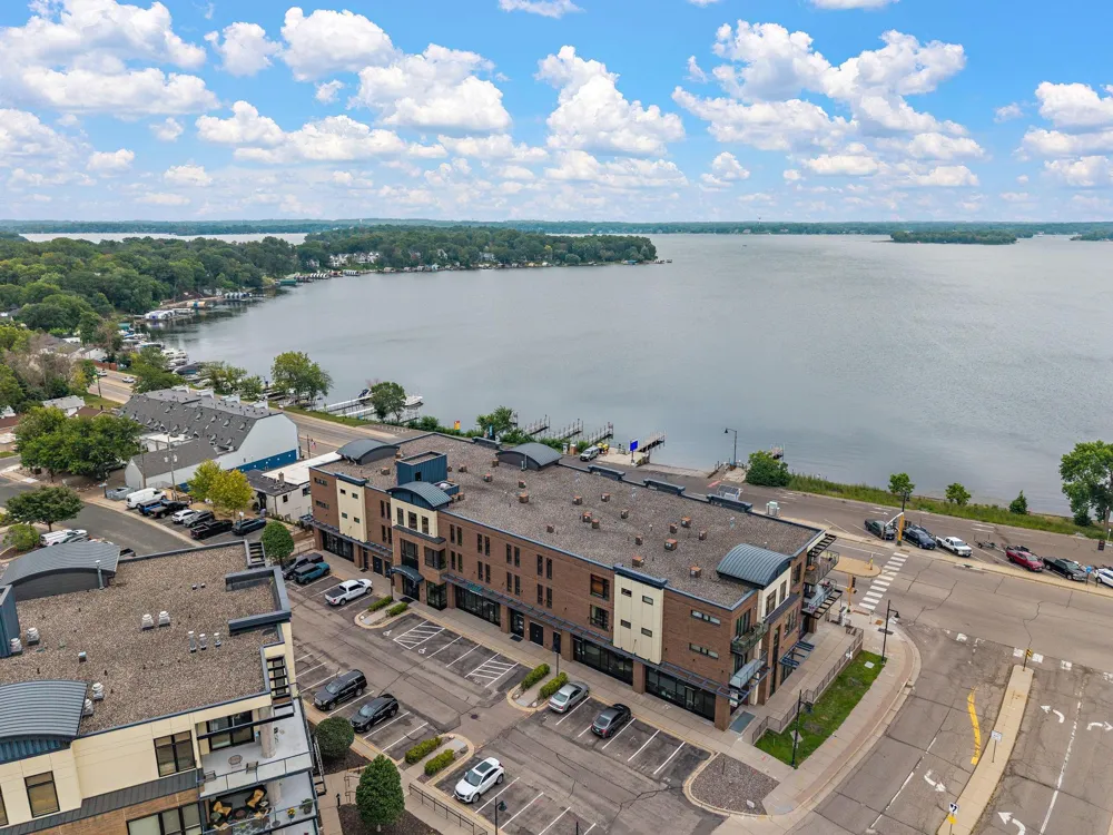 4100 Shoreline Drive Spring Park, MN 55384