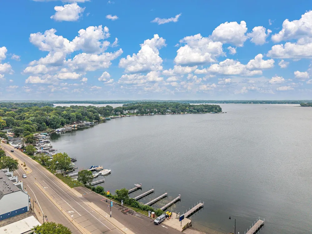 4100 Shoreline Drive Spring Park, MN 55384
