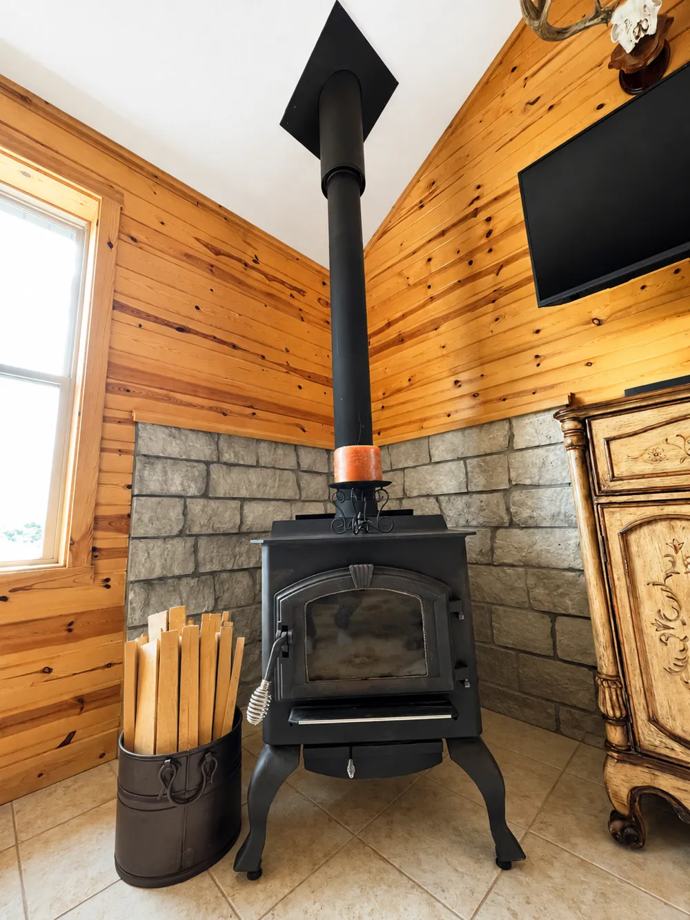 10852 W Toivola Road Toivola, MN 55765