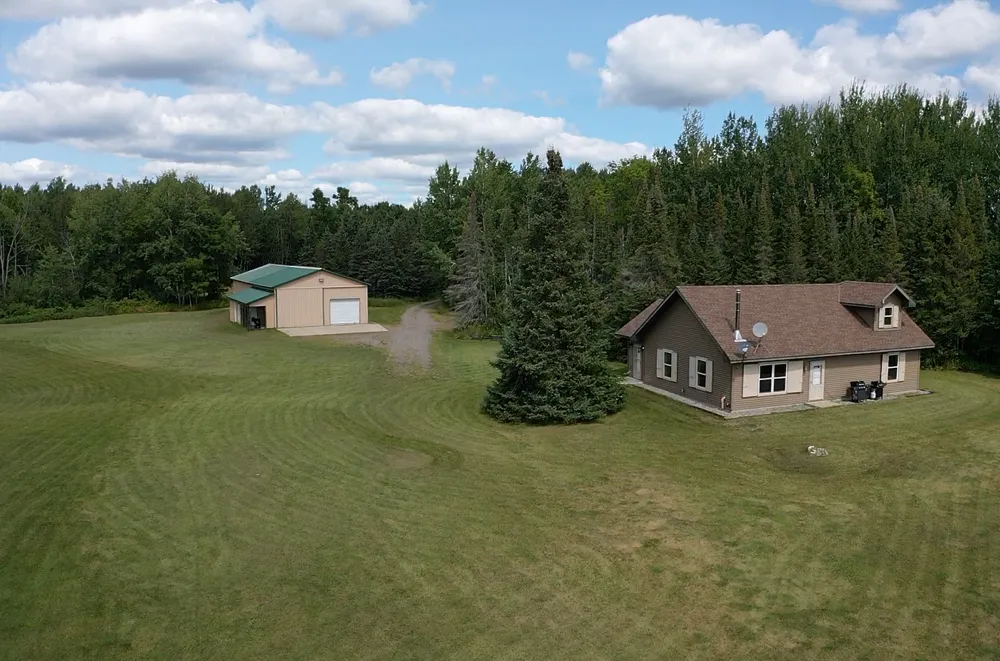 10852 W Toivola Road Toivola, MN 55765