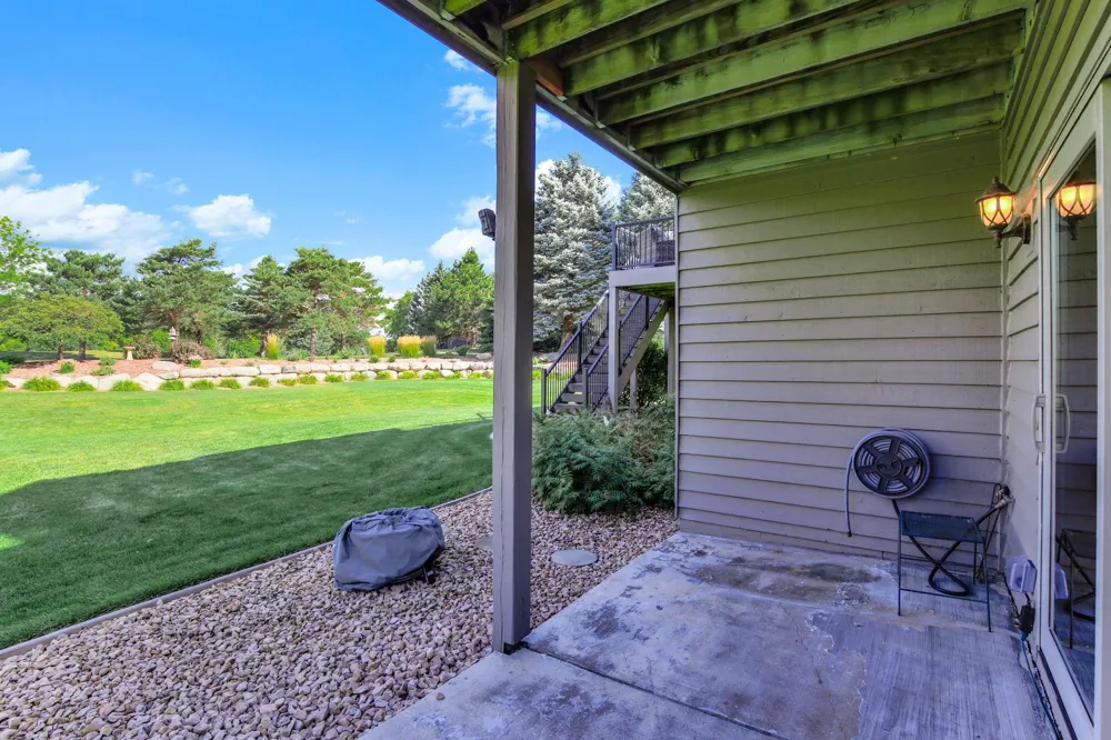 16751 Ironwood Circle Lakeville, MN 55044