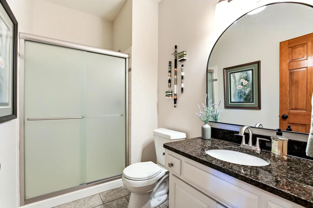 16751 Ironwood Circle Lakeville, MN 55044