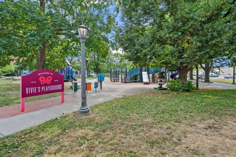 294 Dayton Avenue #1E Saint Paul, MN 55102