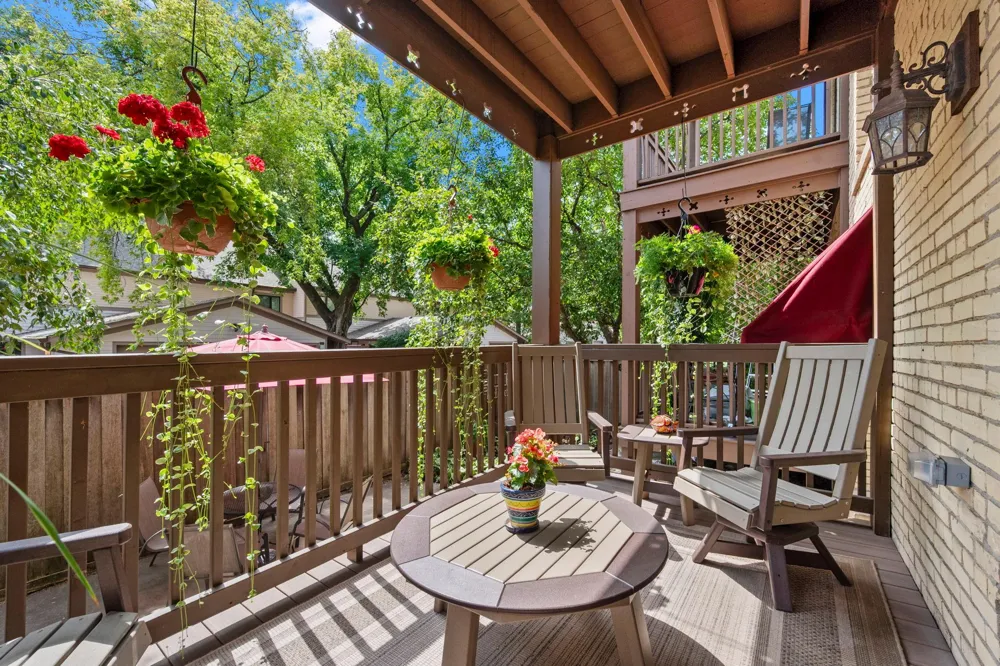 294 Dayton Avenue #1E Saint Paul, MN 55102