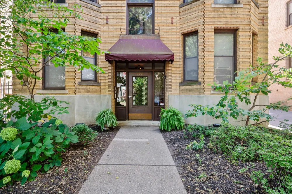 294 Dayton Avenue #1E Saint Paul, MN 55102