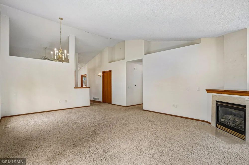 27726 Woodland Drive Chisago City, MN 55013