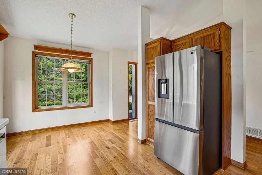 27726 Woodland Drive Chisago City, MN 55013