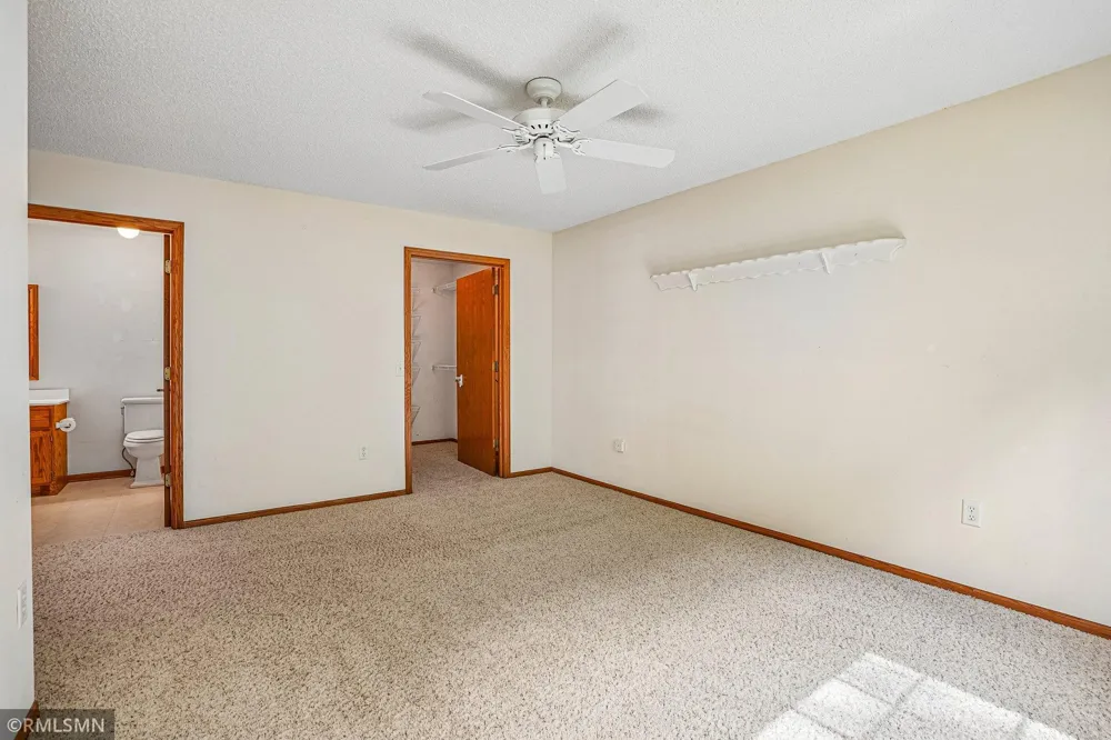 27726 Woodland Drive Chisago City, MN 55013