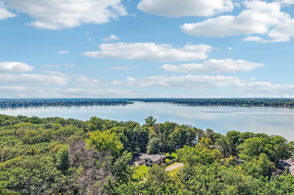 27726 Woodland Drive Chisago City, MN 55013