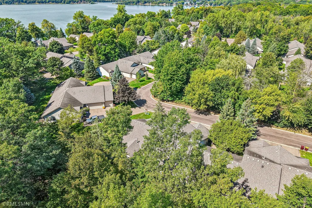 27726 Woodland Drive Chisago City, MN 55013