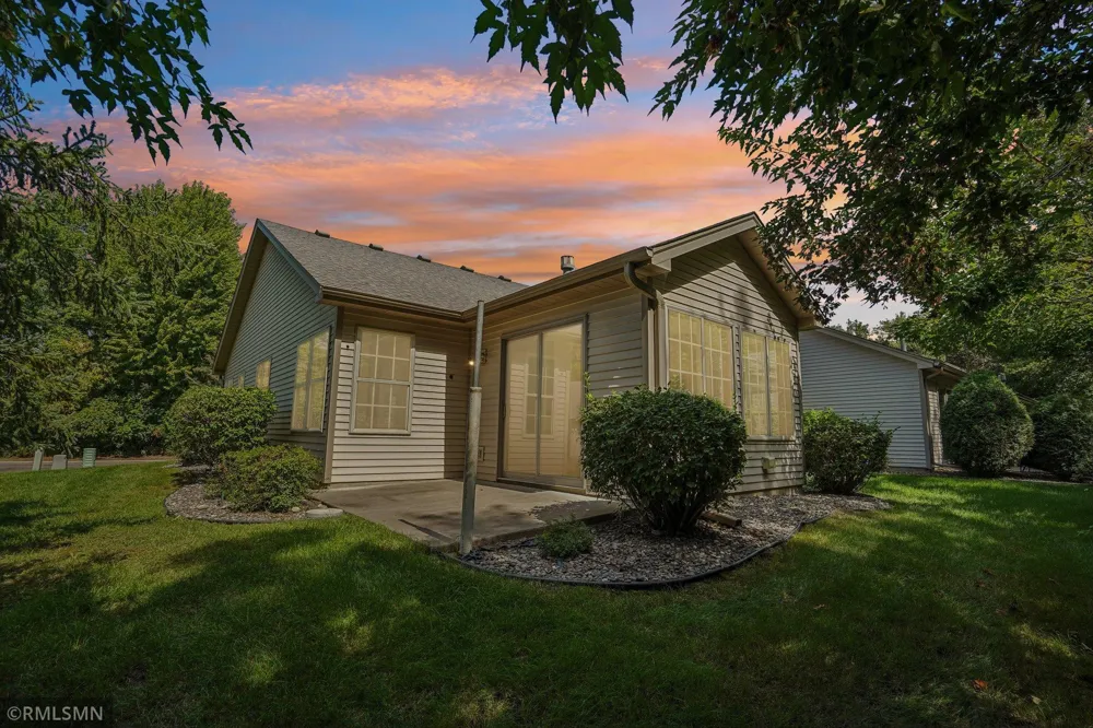 27726 Woodland Drive Chisago City, MN 55013