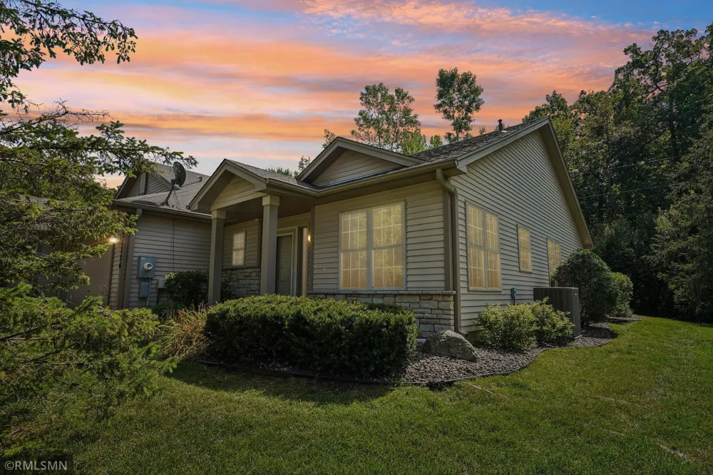 27726 Woodland Drive Chisago City, MN 55013