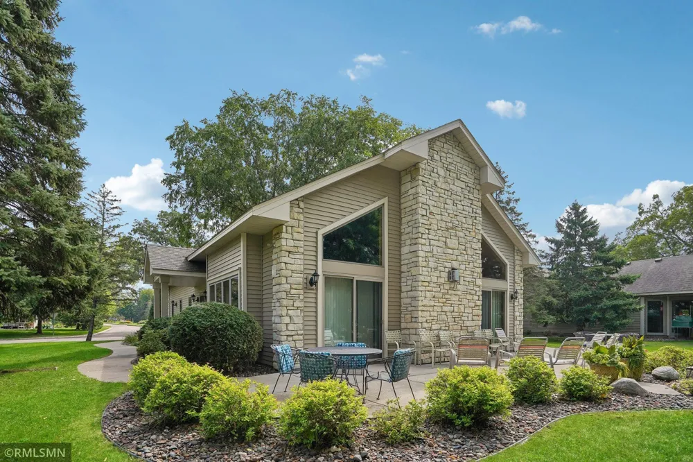 27726 Woodland Drive Chisago City, MN 55013