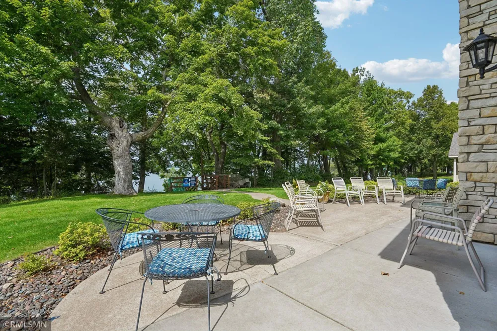 27726 Woodland Drive Chisago City, MN 55013