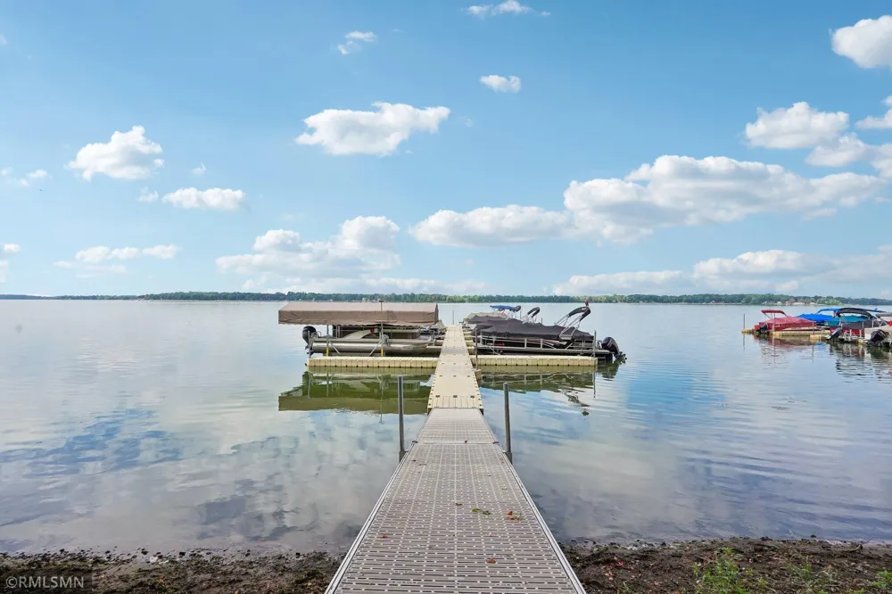 27726 Woodland Drive Chisago City, MN 55013