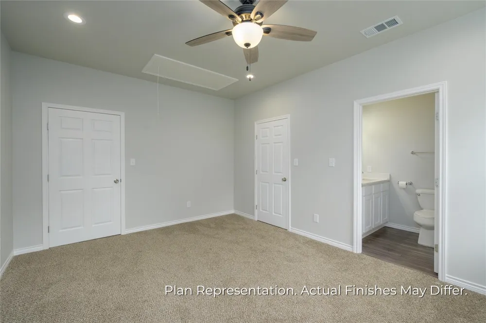 203 E Laura Avenue Quinlan, TX 75474