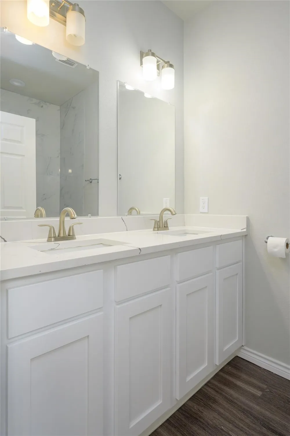 203 E Laura Avenue Quinlan, TX 75474