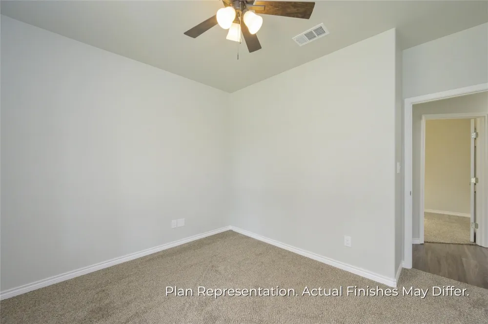 203 E Laura Avenue Quinlan, TX 75474