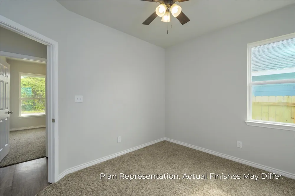 203 E Laura Avenue Quinlan, TX 75474