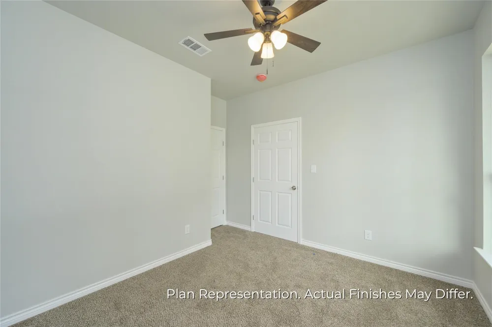 203 E Laura Avenue Quinlan, TX 75474