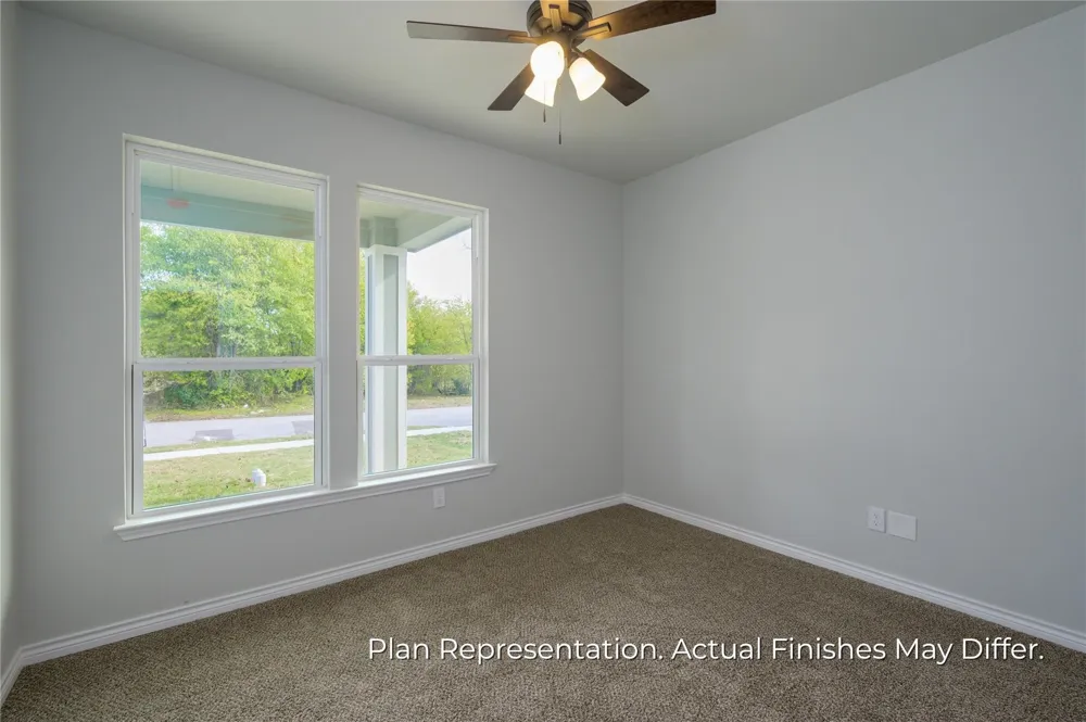 203 E Laura Avenue Quinlan, TX 75474