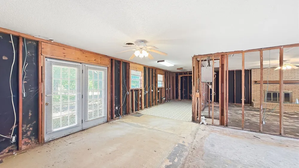 1027 Highway 377 Whitesboro, TX 76273