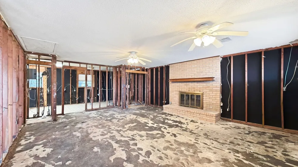 1027 Highway 377 Whitesboro, TX 76273