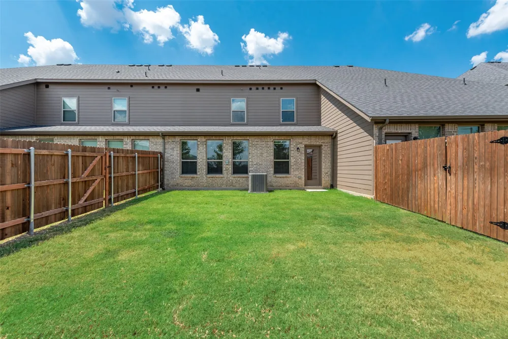 6909 Yellow Hammer Way Arlington, TX 76001
