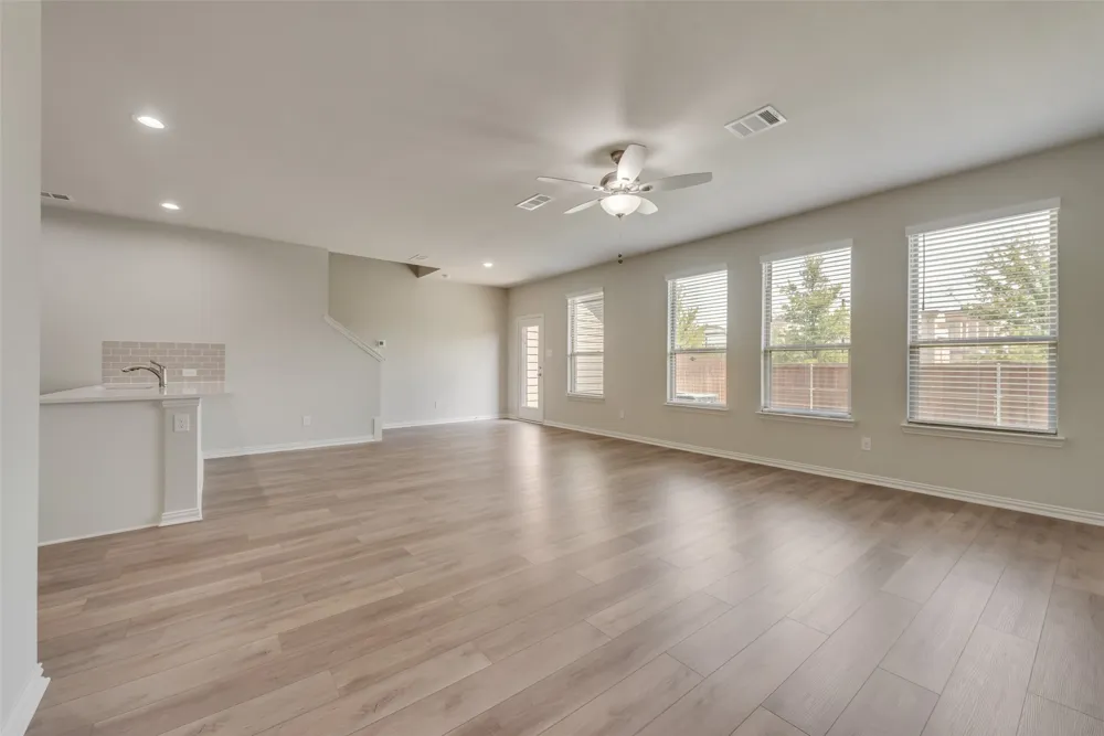 6909 Yellow Hammer Way Arlington, TX 76001