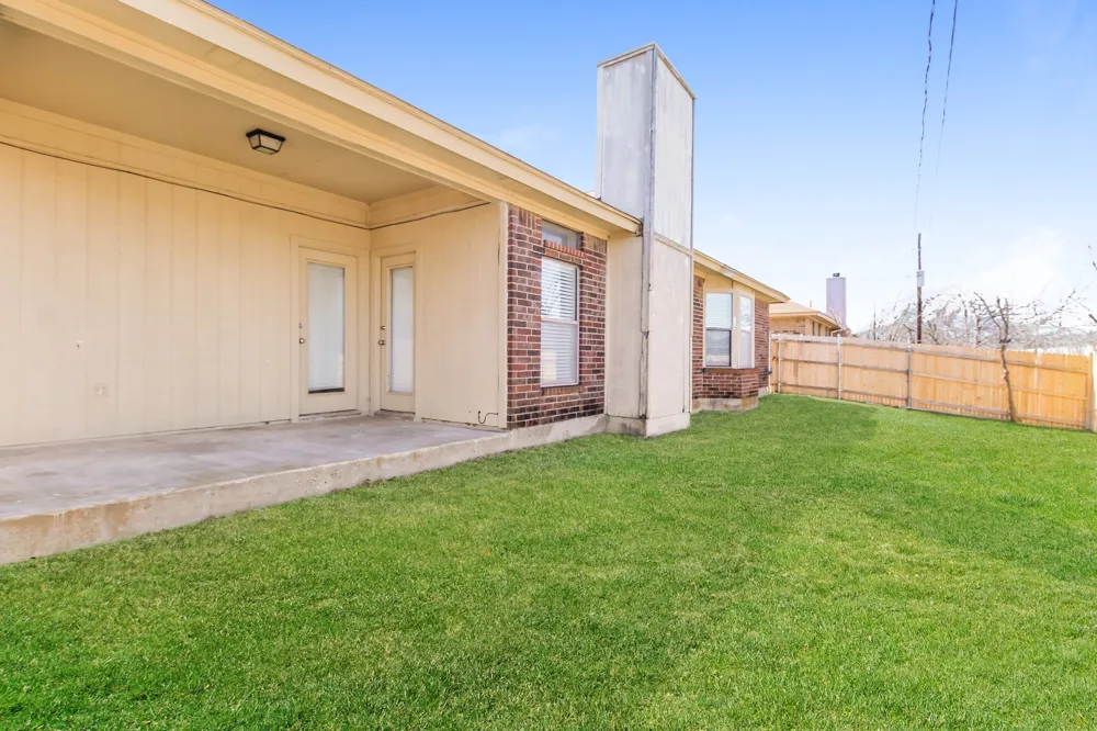705 Running Creek Drive Arlington, TX 76001