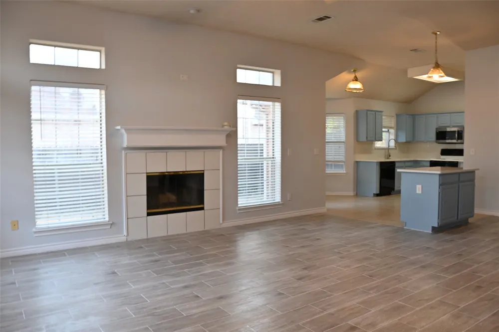 8104 Bells Street Frisco, TX 75035