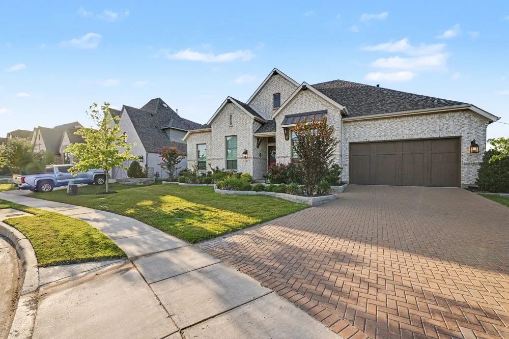 3332 Zenyatta Court Celina, TX 75009