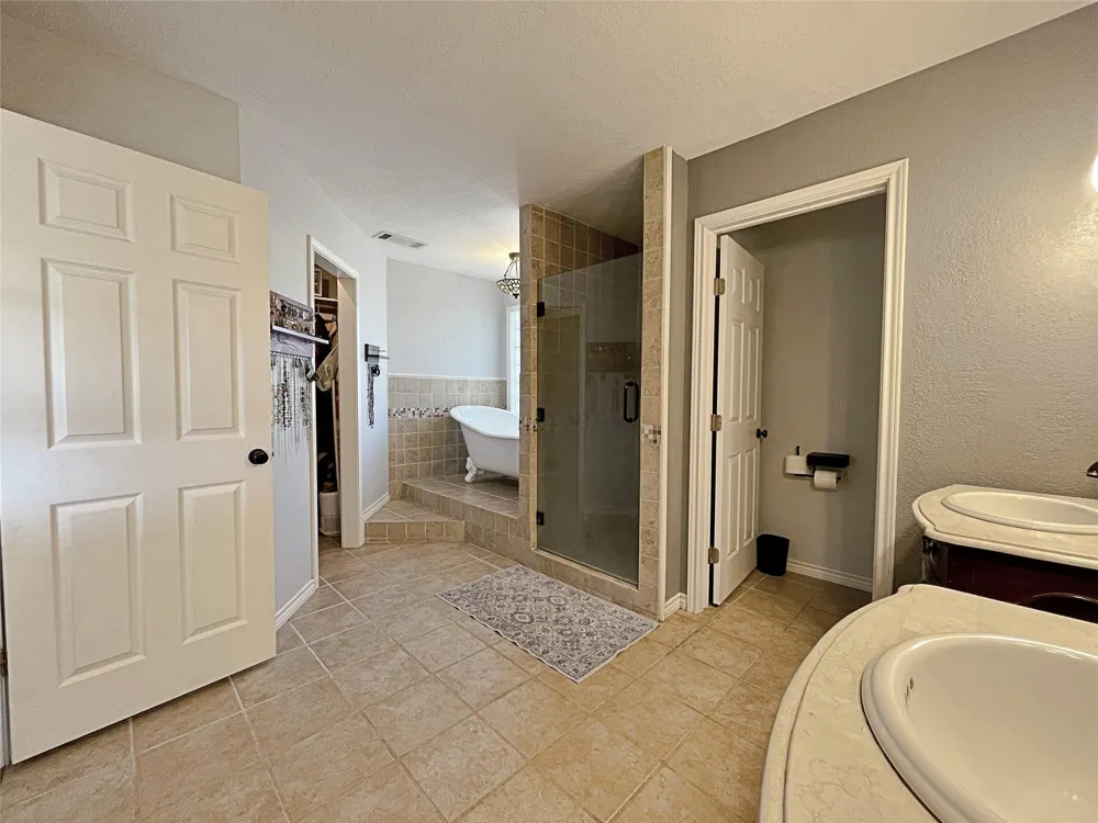 3000 Shadow Lawn Brenham, TX 77833