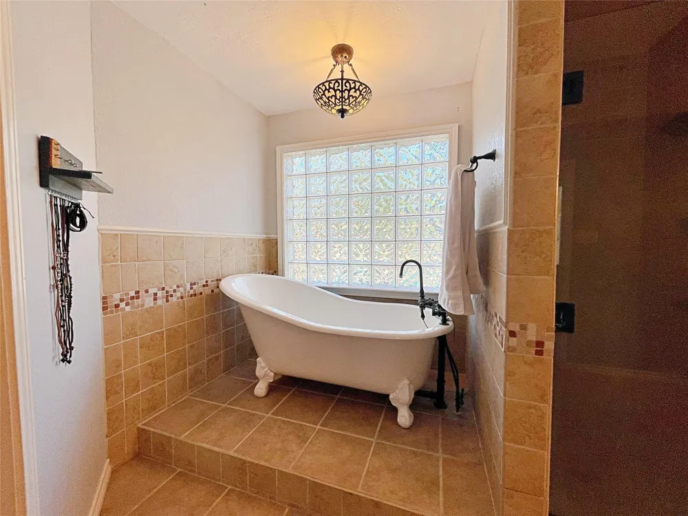 3000 Shadow Lawn Brenham, TX 77833