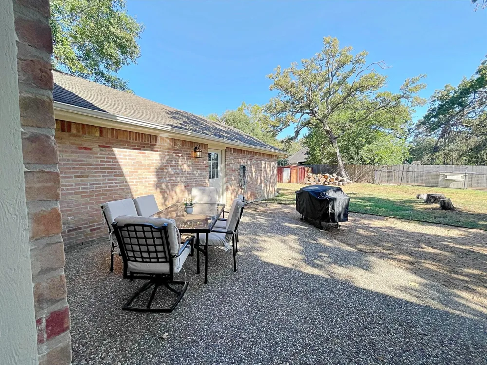 3000 Shadow Lawn Brenham, TX 77833