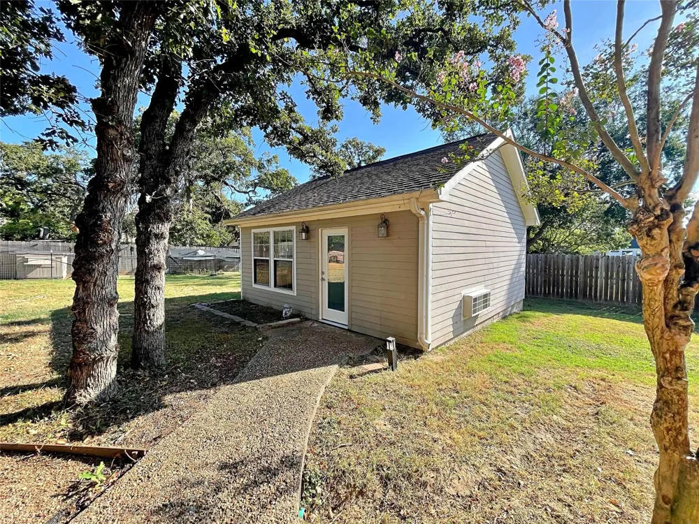 3000 Shadow Lawn Brenham, TX 77833