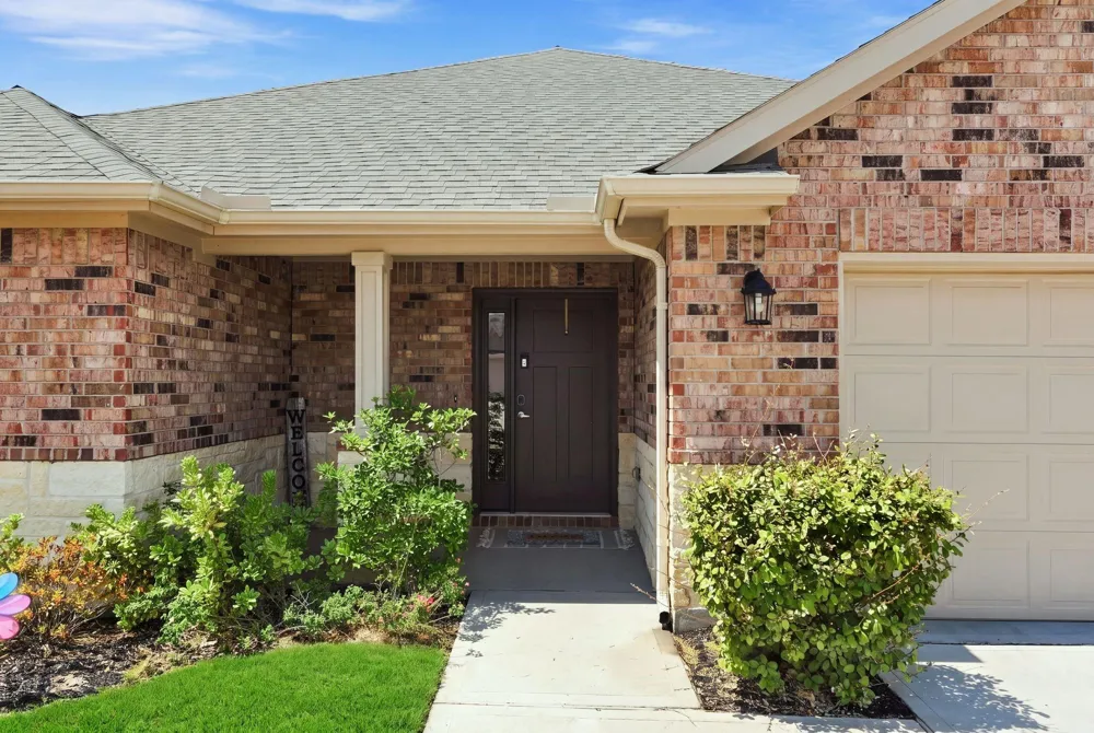 40132 Spyglass Hill Drive Cleveland, TX 77327