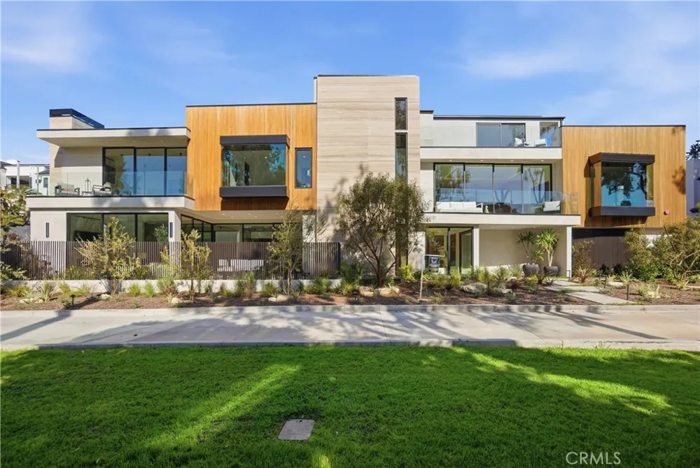 2910 Bayside Corona del Mar, CA 92625