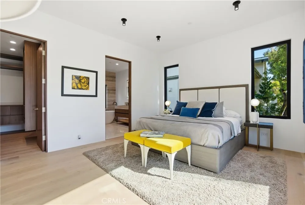 2910 Bayside Corona del Mar, CA 92625