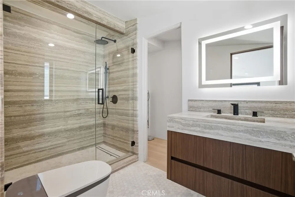 2910 Bayside Corona del Mar, CA 92625