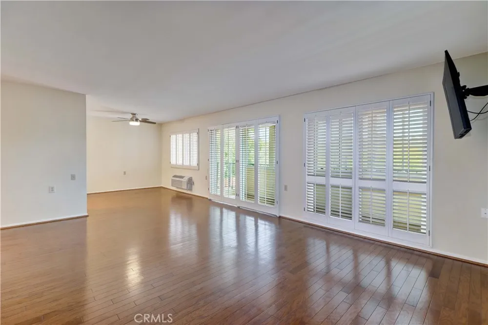3298 Via Carrizo #O Laguna Woods, CA 92637