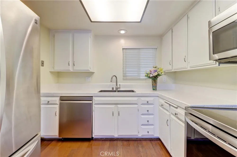 3298 Via Carrizo #O Laguna Woods, CA 92637