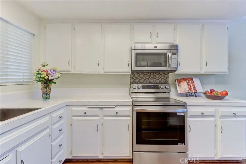 3298 Via Carrizo #O Laguna Woods, CA 92637