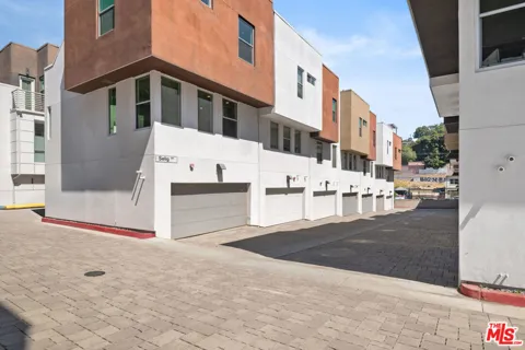 2213 Selig Drive