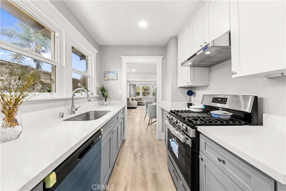 304 N MONTEREY Ontario, CA 91764