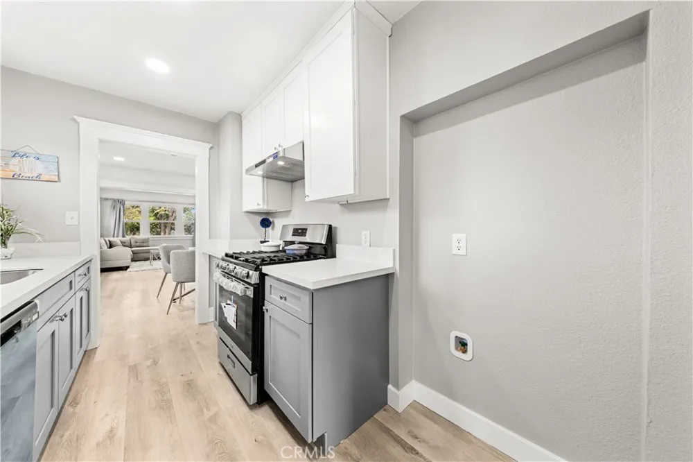 304 N MONTEREY Ontario, CA 91764