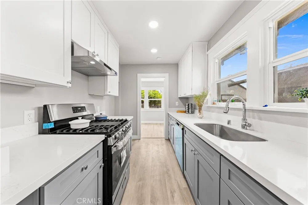 304 N MONTEREY Ontario, CA 91764